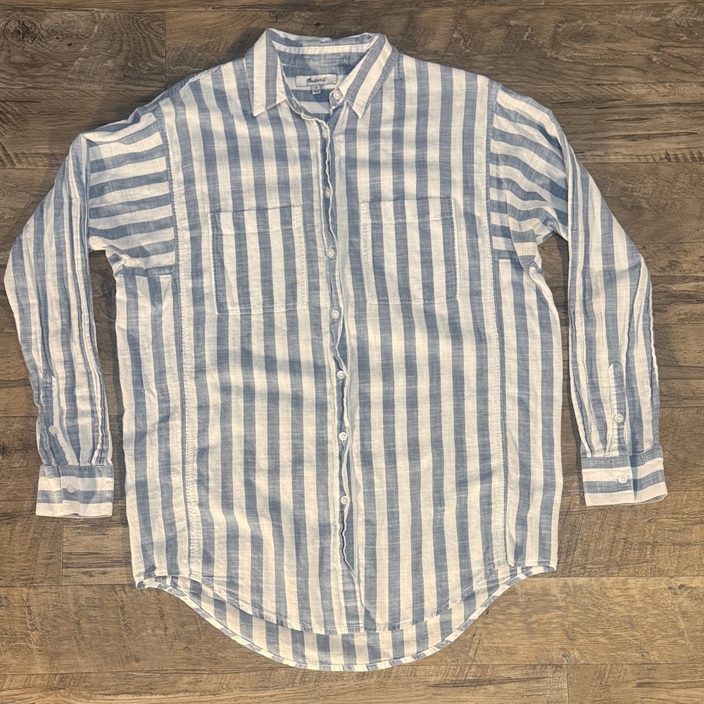 Madewell Blue and White Vertical Stripe Linen-Blend Shirt - Size M